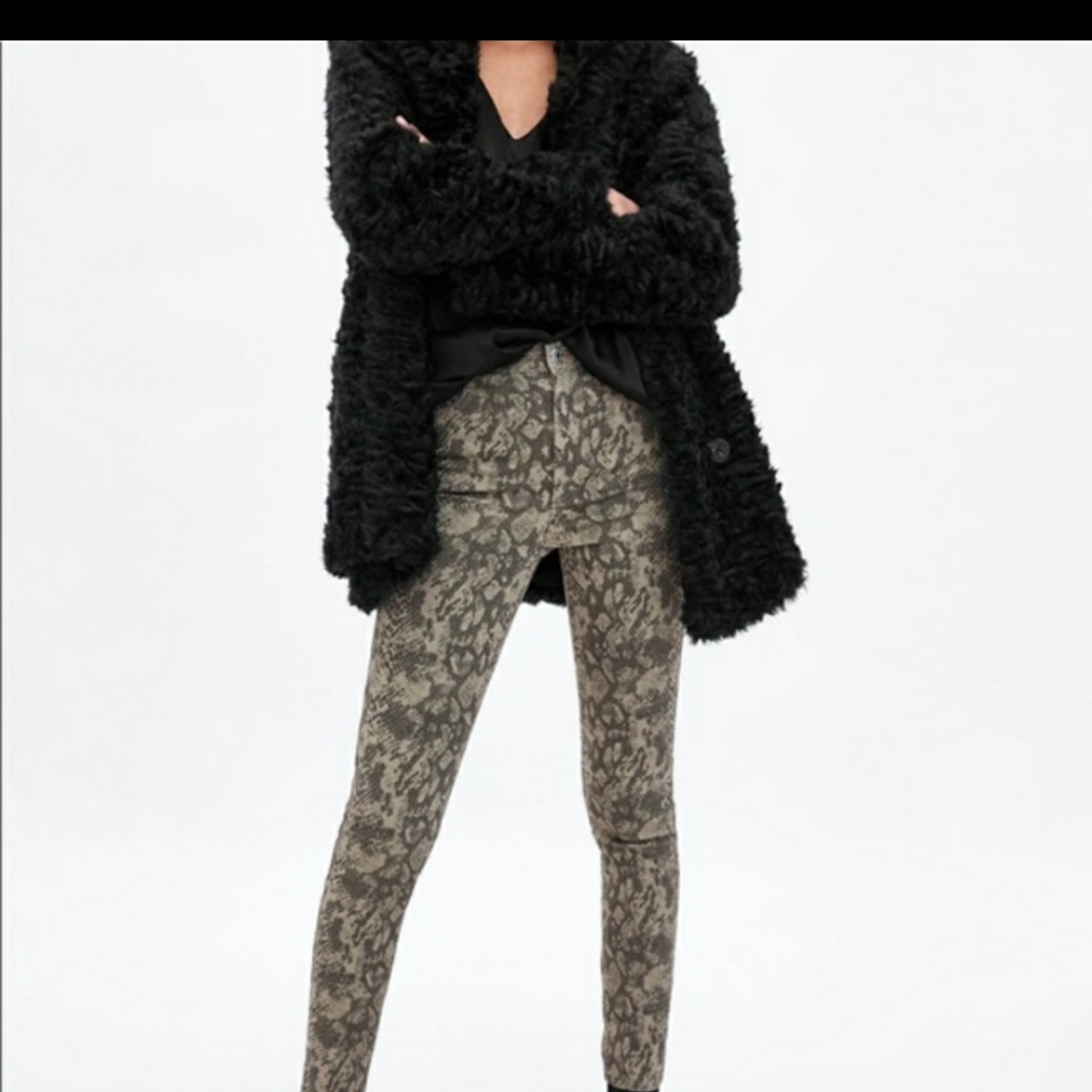 Zara Snakeskin print jeans